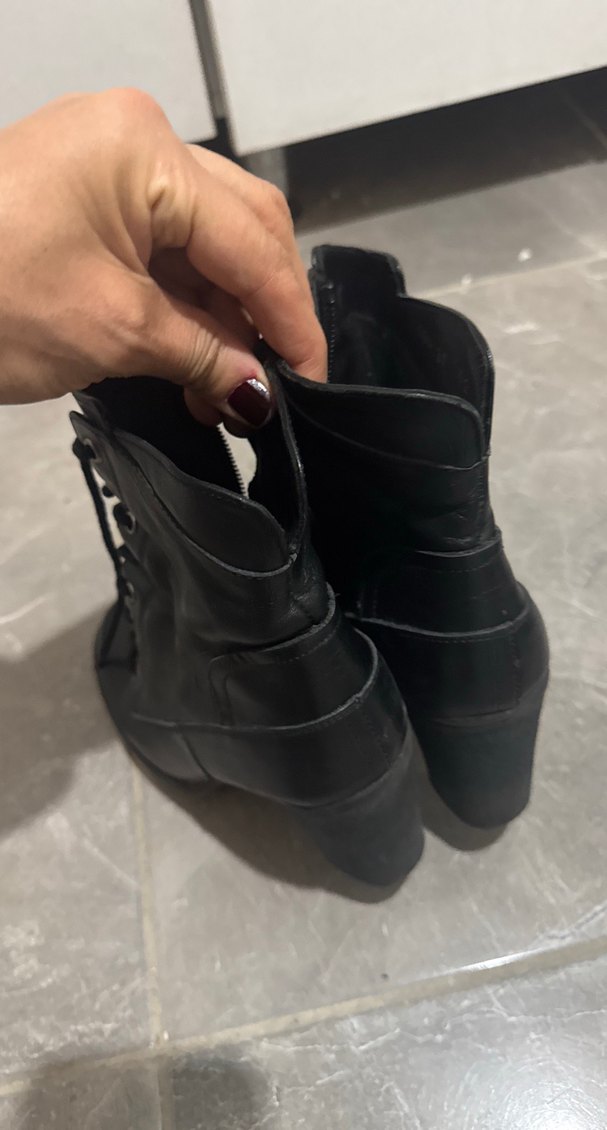 Siyah Kadın Bağcıklı Blok Topuk Bot - Görsel 4