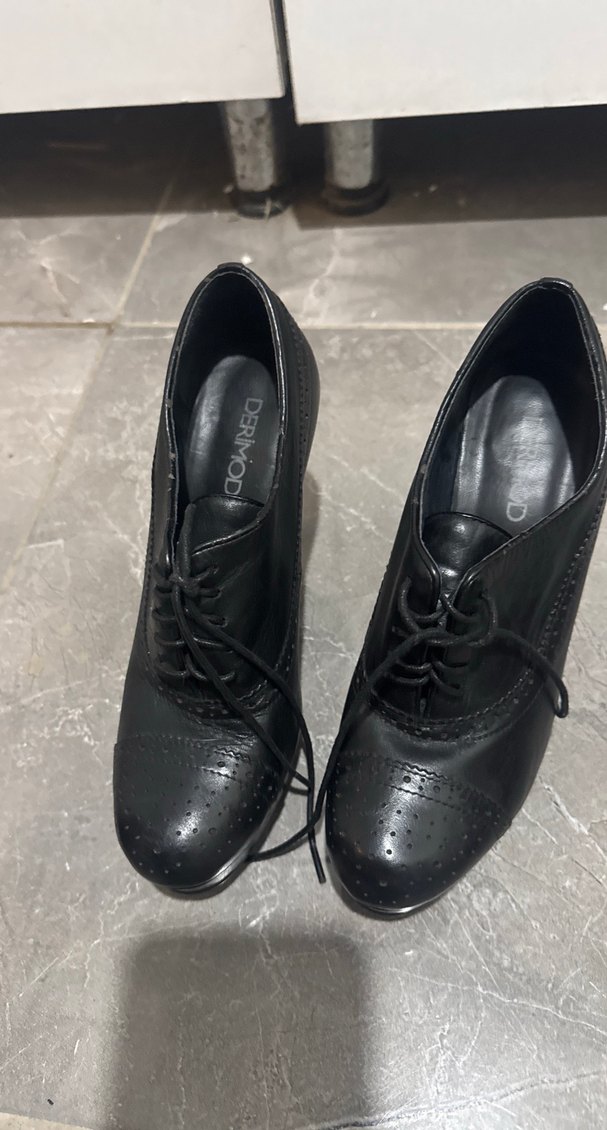 Siyah Stiletto Topuklu Klasik Kadın Ayakkabı - Görsel 2