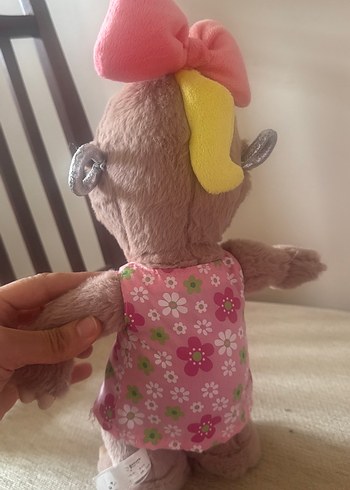 Pembe Çiçekli Elbise ve Fiyonklu Peluş Oyuncak - Görsel 4