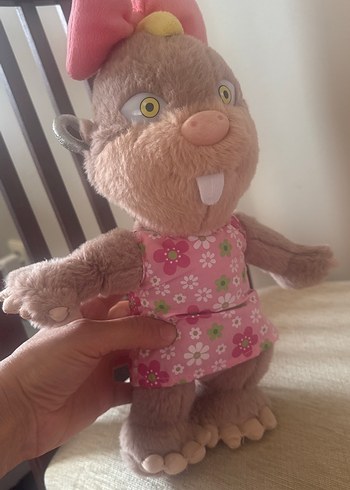 Pembe Çiçekli Elbise ve Fiyonklu Peluş Oyuncak - Görsel 6