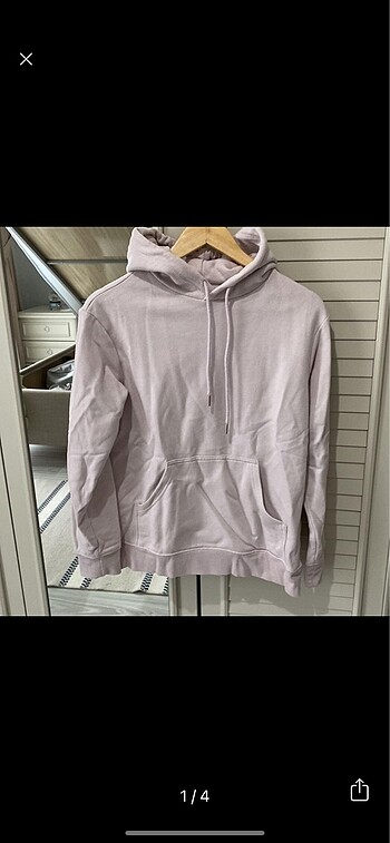 H&M sweatshirt