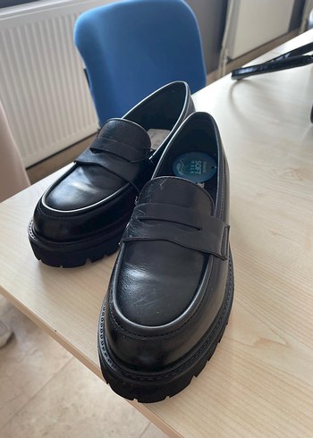 36 Beden Kadın Siyah Tokalı Loafer Ayakkabı