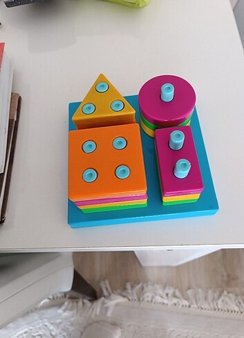 Fisher Price Sekiller sadece iki tanesi eksik