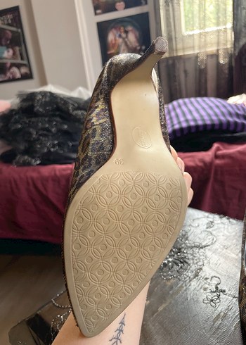 Diğer Simli Leopar Desenli Stiletto Topuklu Ayakkabı