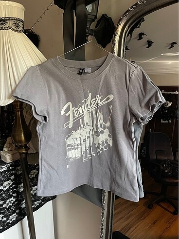 h&m fender tee
