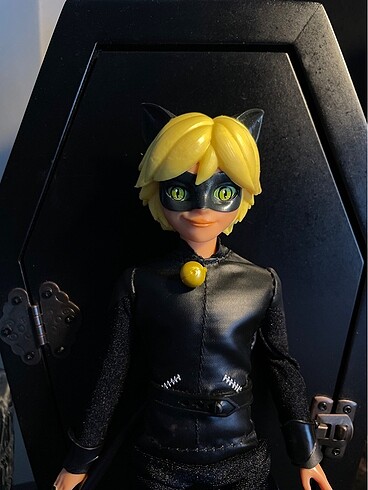 Bandai Miraculous Ladybug Chat Noir Kara Kedi Bebek