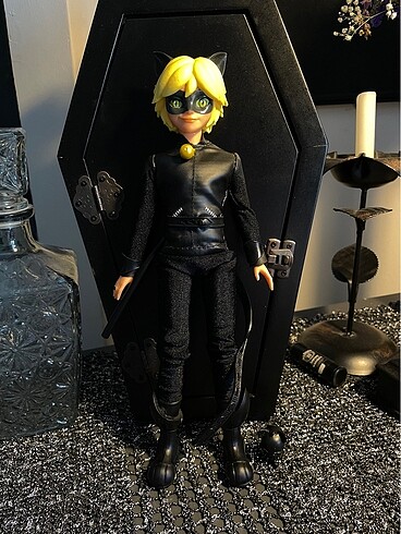 Bandai Miraculous Ladybug Chat Noir Kara Kedi Bebek