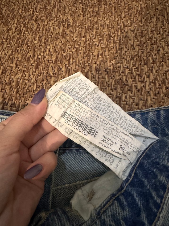 Stradivarius Denim Şort - Görsel 3