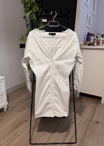 Zara Düğmeli V Yakalı Beyaz Kadın Gömlek Elbise - Görsel 2