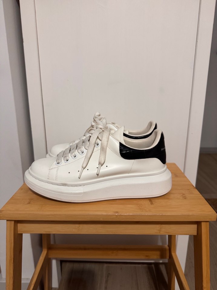 Alexander mcqueen deri sneaker - Görsel 2
