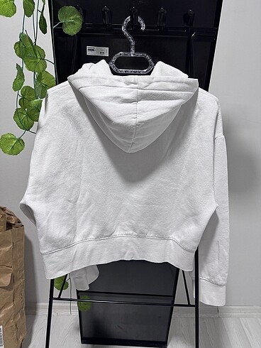 m Beden beyaz Renk Zara sweatshirt