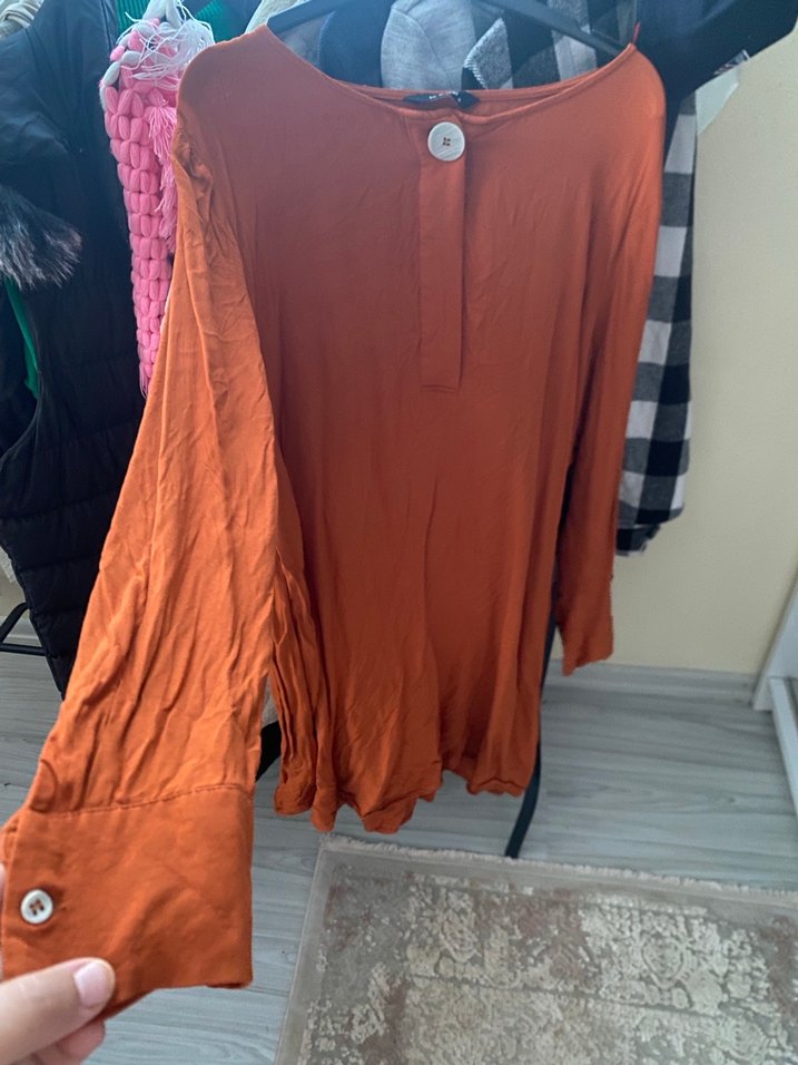 Düğmeli Kahverengi Keten Kadın Gömlek - Görsel 2