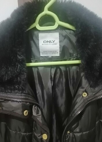 Only Mont only marka xs beden ama s giyenede oluyor 