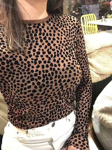 Stradivarius leopar üst