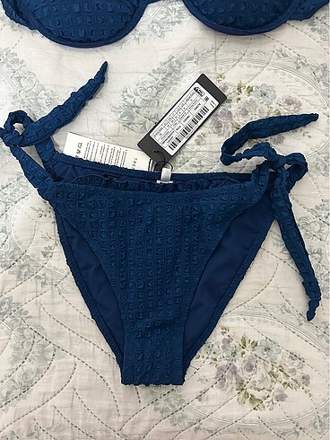 Trendyol & Milla trendyolmilla lacivert bikini takımı