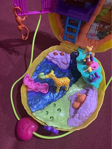 Polly pocket evi