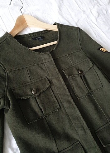 Zara Askeri temalı ceket