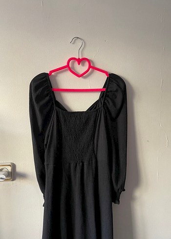 V Yaka Drapeli Siyah Midi Elbise - Görsel 3