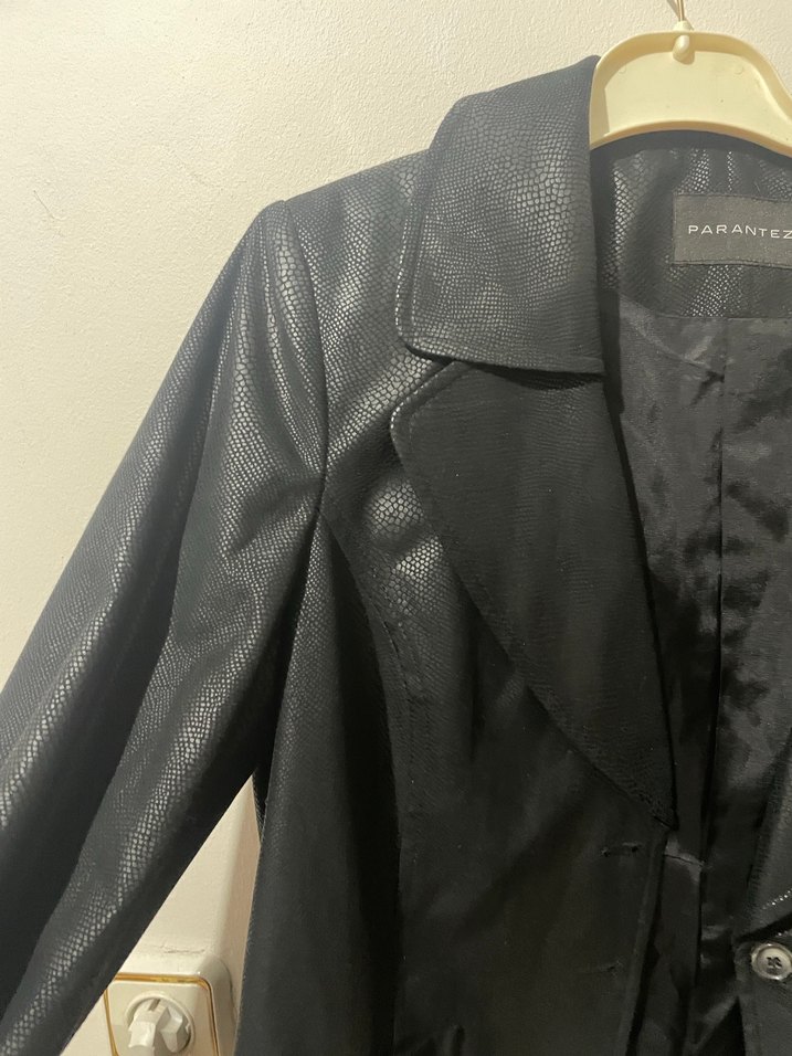 Siyah Kadın Deri Mini Ceket - Görsel 3