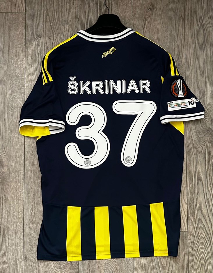 Fenerbahçe 2025/26 Skriniar Uefa maç forması - Görsel 2