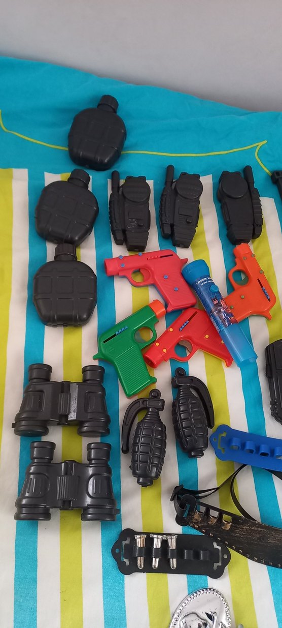 çeşitli oyuncaklar - Görsel 2