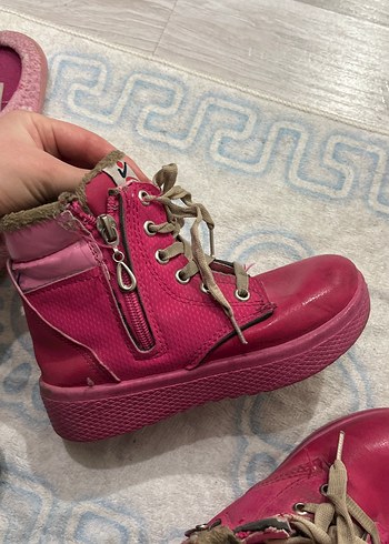 30 Beden pembe Renk Kız Çocuk Pembe Bağcıklı Bot