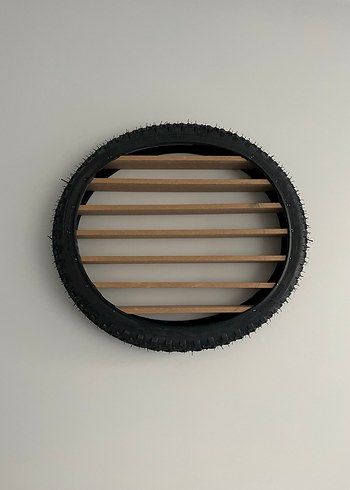 Bej ve Siyah Çocuk Rafı - Görsel 2