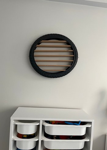 Bej ve Siyah Çocuk Rafı - Görsel 4