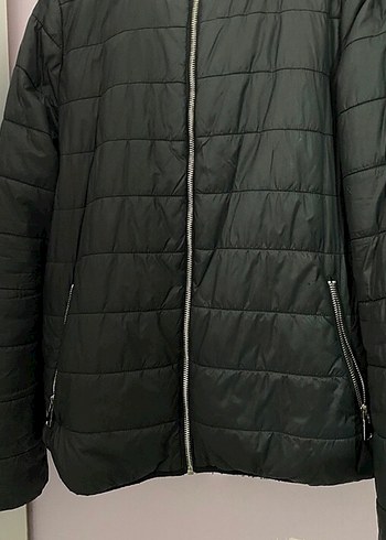 Fermuarlı Siyah Kapüşonlu Kadın Kış Montu - Görsel 5