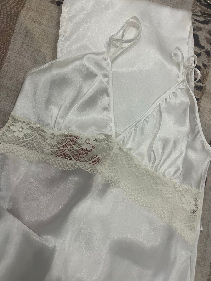 Beyaz Kadın Saten Pijama Takımı - Görsel 3