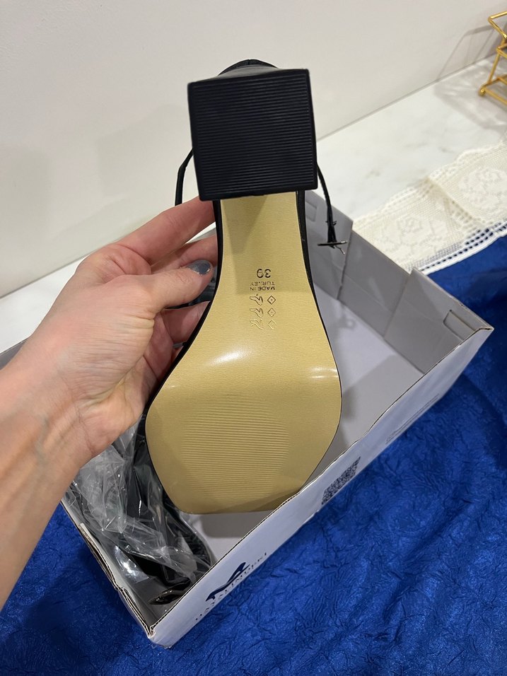 Tokalı Siyah Platform Topuklu Kadın Abiye Ayakkabı - Görsel 4