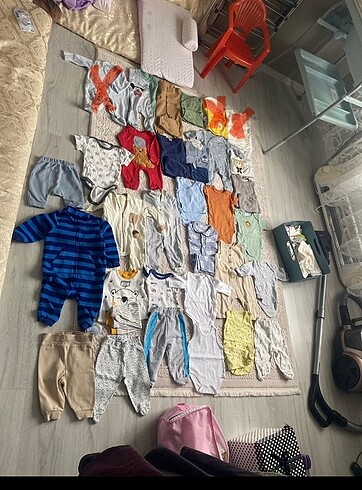 Toplu bebek kıyafetleri