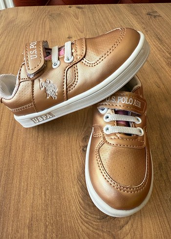 Kızlar için parlak kahverengi U.S. Polo Assn. spor ayakkabı - Görsel 2