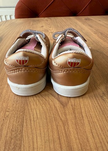 Kızlar için parlak kahverengi U.S. Polo Assn. spor ayakkabı - Görsel 5