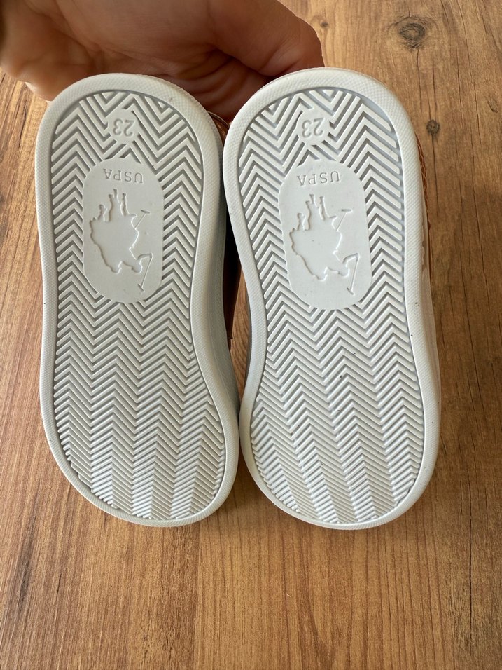 Kızlar için parlak kahverengi U.S. Polo Assn. spor ayakkabı - Görsel 3