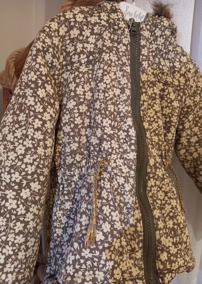 Kız bebek montu - Görsel 4