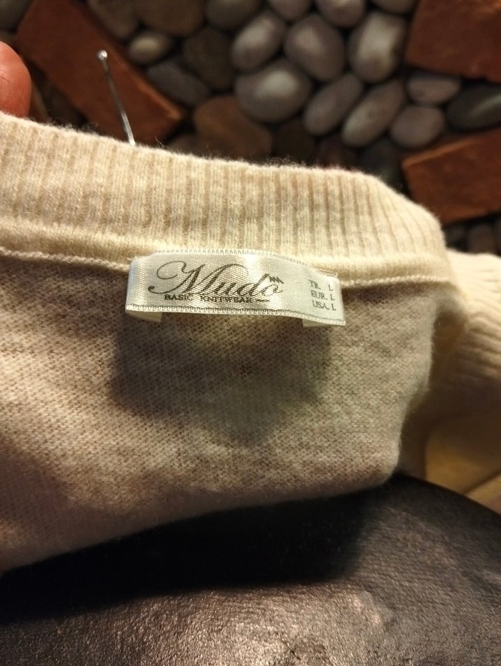 Kadın Beyaz V Yaka Kolsuz Triko Süveter Mudo - Görsel 3