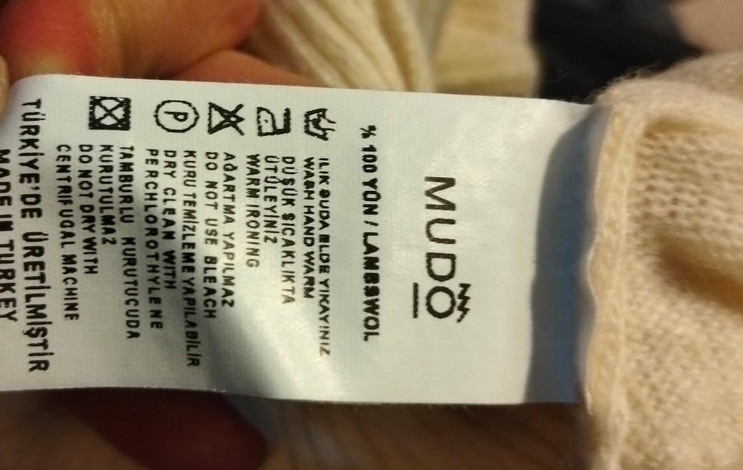 Kadın Beyaz V Yaka Kolsuz Triko Süveter Mudo - Görsel 4