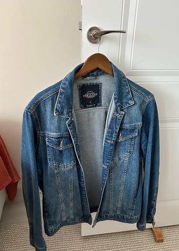 LC Waikiki l