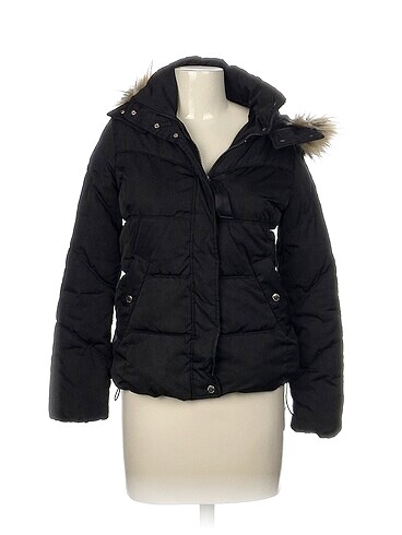 Bershka Mont %70 İndirimli.