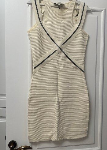ipekyol Beyaz V Yakali Midi Strappy Elbise