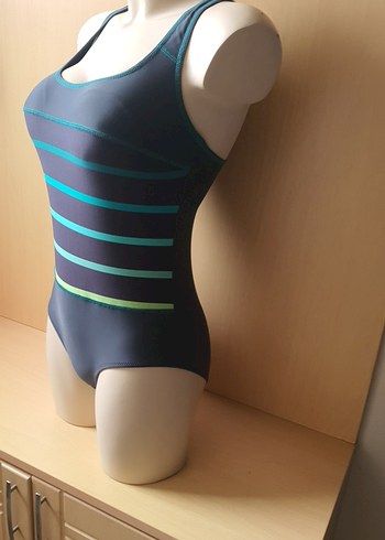 Mavi Çizgili Kadın Spor Mayo - Görsel 6