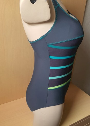 Mavi Çizgili Kadın Spor Mayo - Görsel 3