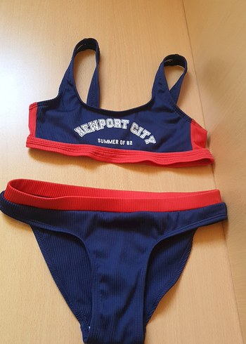 Kız Çocuk Lacivert Kırmızı Baskılı Bikini