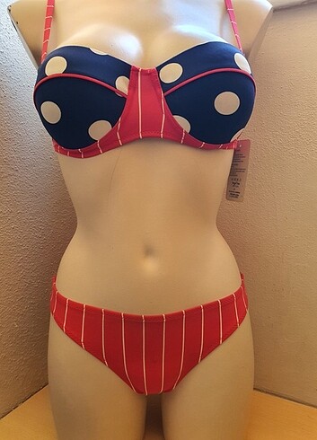 Bayan Bikini