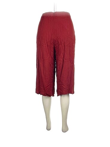 26 Beden Pull and Bear Kumaş Pantolon %70 İndirimli.