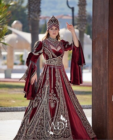 Abiye Kınalık