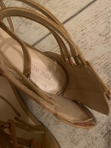 40 Beden camel Renk Nine west sandalet