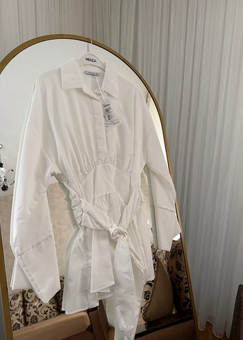 Beyaz Kemerli Uzun Kollu Keten Gömlek - Görsel 2