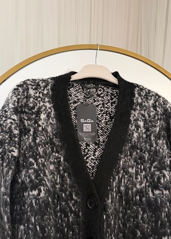 Kürk Detaylı Siyah Batik Desenli Kadın Hırka - Görsel 3